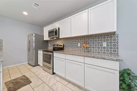 Kitchen - 11853 Doty Dr, Conroe, TX 77303 photo 1 of 2