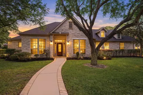 59 Champion Villa Dr, Houston, TX 77069