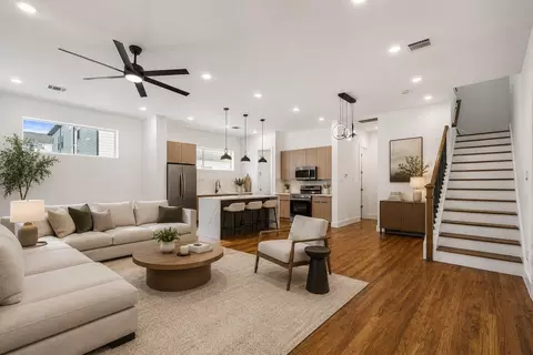 3405 Baer St, Houston, TX 77020