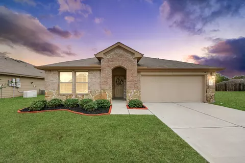 6806 Amber Cliff Ln, Richmond, TX 77469
