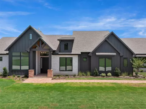 259 Hydrangea Dr, Smithville, TX 78957