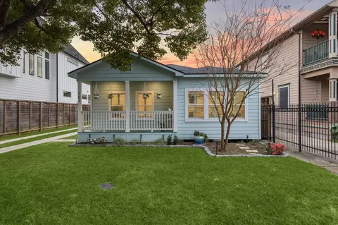 207 Tabor St, Houston, TX 77009