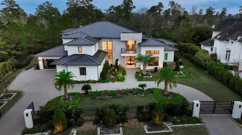 10 Lace Pt, The Woodlands, TX 77382