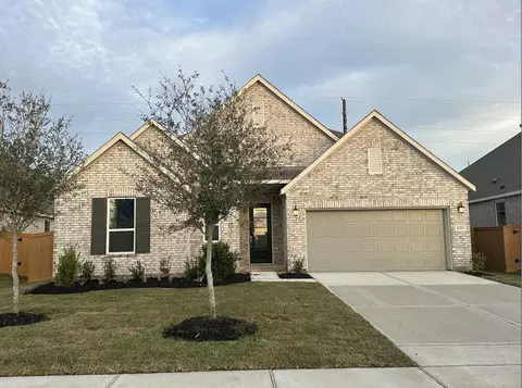 8211 Holly Blue Dr, Rosharon, TX 77583