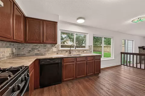 Kitchen - 16906 Spruce Run Dr, Spring, TX 77379 photo 3 of 4
