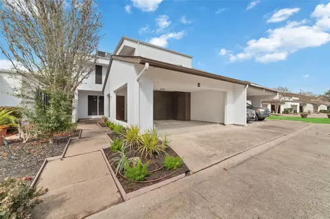 7655 S Braeswood Blvd #2, Houston, TX 77071