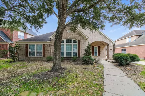 2006 Breezway Bend Ln, League City, TX 77573