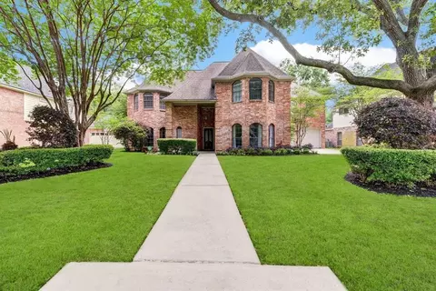 17610 Hidden Forest Dr, Spring, TX 77379 photo 1