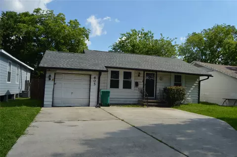 605 Maple Ave, Pasadena, TX 77506