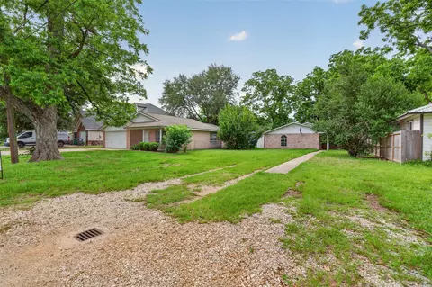 418 Texas St, Tomball, TX 77375