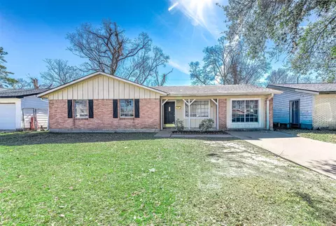 6110 Guadalupe St, Houston, TX 77016
