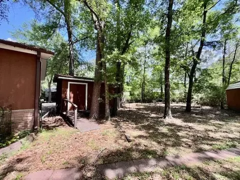 Exterior - 106 Westlake Rd, Trinity, TX 75862 photo 12 of 13