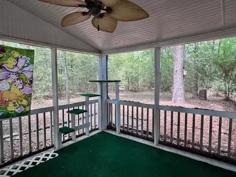 Exterior - 106 Westlake Rd, Trinity, TX 75862 photo 10 of 13