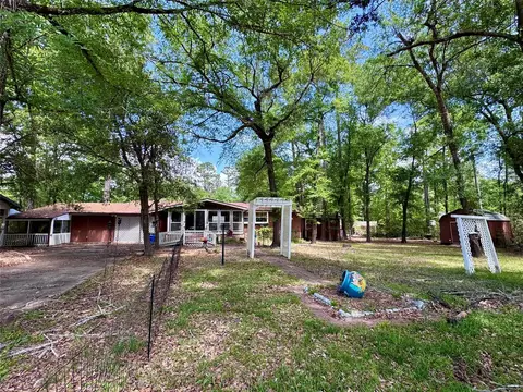 Exterior - 106 Westlake Rd, Trinity, TX 75862 photo 2 of 13