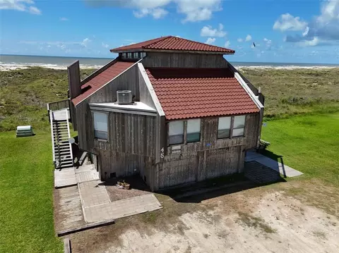 304 Private Road 640 #45, Matagorda, TX 77457