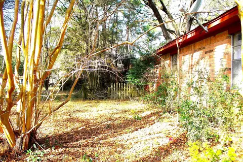 Exterior - 386 Lawrence Rd, Trinity, TX 75862 photo 3 of 12