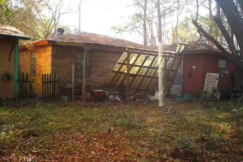 Exterior - 386 Lawrence Rd, Trinity, TX 75862 photo 5 of 12