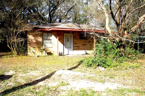 386 Lawrence Rd, Trinity, TX 75862