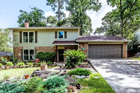 1850 Rollingwood Dr, Huntsville, TX 77340