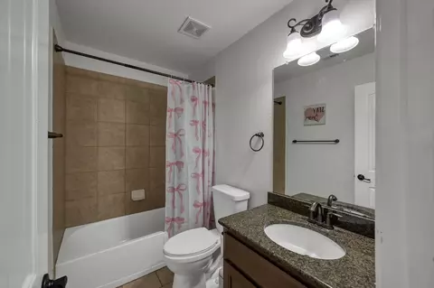 Bath - 471 Hendricks Forest Ln, Conroe, TX 77384 photo 4 of 4
