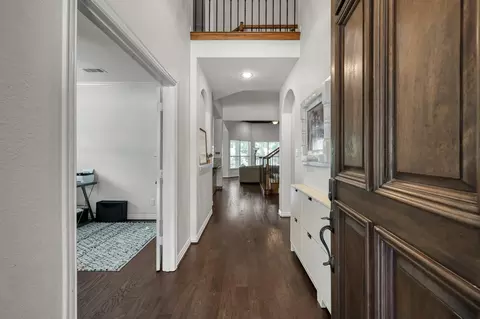 Entry Way - 471 Hendricks Forest Ln, Conroe, TX 77384 photo 1 of 6