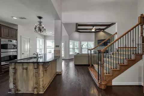 Entry Way - 471 Hendricks Forest Ln, Conroe, TX 77384 photo 3 of 6