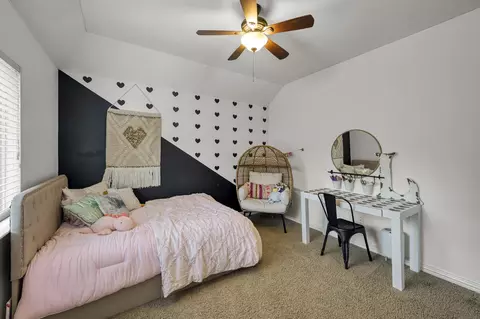 Bedroom - 471 Hendricks Forest Ln, Conroe, TX 77384 photo 7 of 7