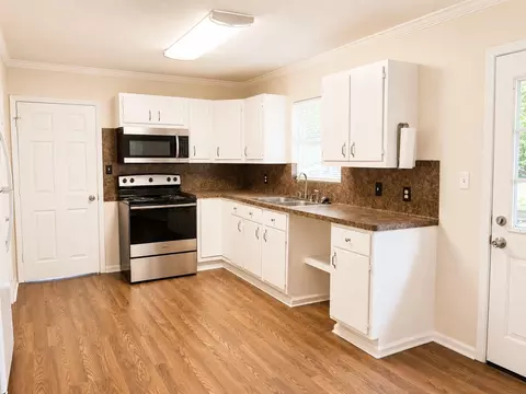 6119 Highland Rd, Santa Fe, TX 77517