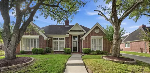 4010 Raven River Dr, Houston, TX 77059