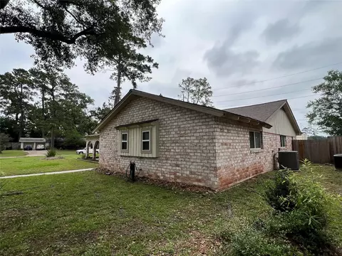 Exterior - 203 Acorn Tree Ct, Spring, TX 77388 photo 4 of 7