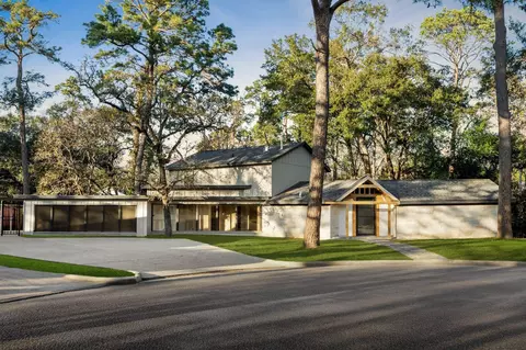 107 Beaver Tail Pt Houston Tx 77024, Houston, TX 77024