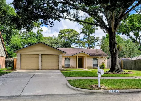 12214 Meadow Berry Dr, Meadows Place, TX 77477