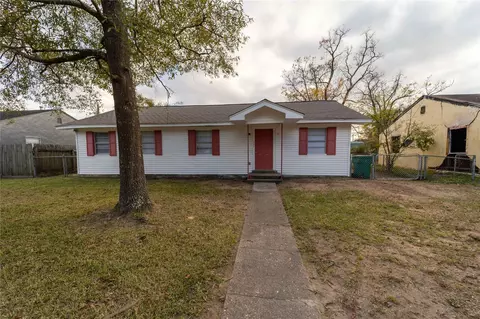 507 Decatur Ave, Orange, TX 77630