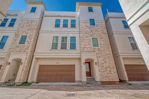 5226 Kiam St #1002, Houston, TX 77007