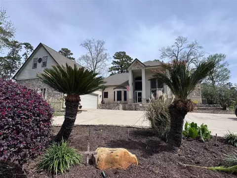 707 Fairway Oaks, Conroe, TX 77302