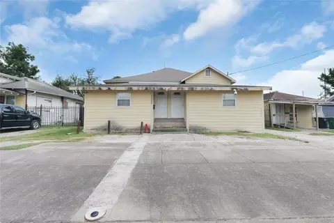 7525 Canal St, Houston, TX 77012