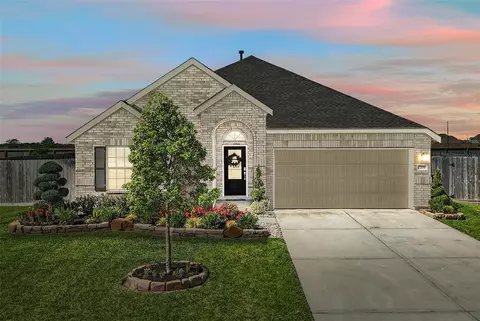7206 Oakmont Ave, Baytown, TX 77523