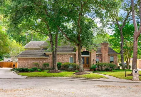 14018 Court Of Regents, Houston, TX 77069