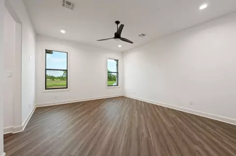 Living - 4602 Wesson Dr, Bryan, TX 77808 photo 5 of 5