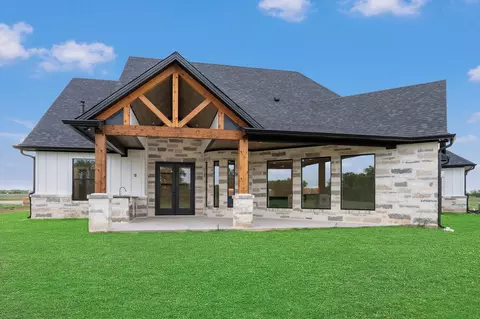 Exterior - 4602 Wesson Dr, Bryan, TX 77808 photo 4 of 7