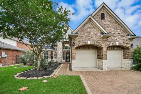 17923 Camp Cove Dr, Cypress, TX 77429