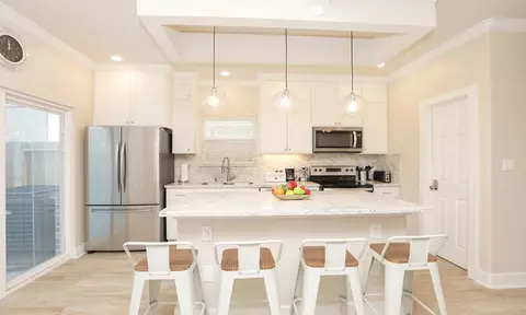 3535 Mount Pleasant St, Houston, TX 77021