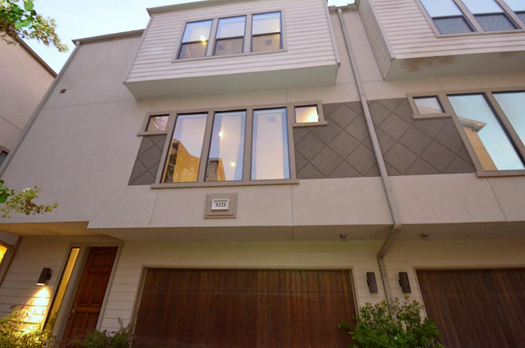 5221 Eigel St, Houston, TX 77007 photo 1