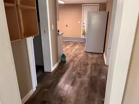 Entry Way - 208 E Pecan Ln, Clute, TX 77531 photo 3 of 3