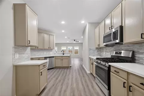 14843 Live Oak Green Ct, Houston, TX 77049