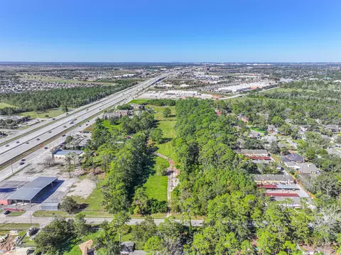 405 Sunset Dr, Dickinson, TX 77539