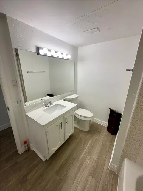 Bath - 22722 Hawkwood Dr, Spring, TX 77373 photo 6 of 6