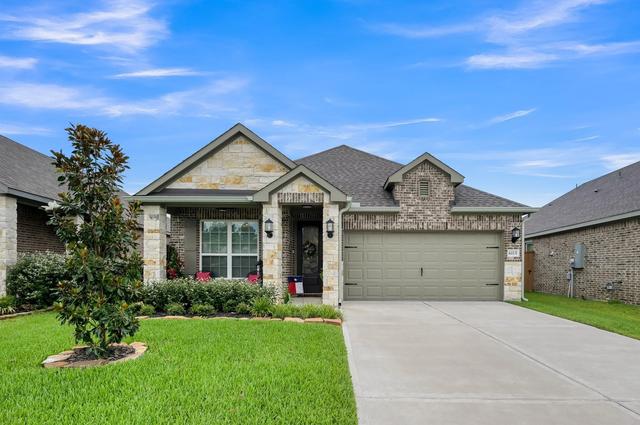 6115 White Spruce Dr, Conroe, TX 77304