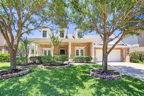7715 Bayou Green Ln, Sugar Land, TX 77479