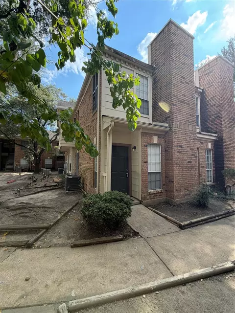 2626 Holly Hall St #102, Houston, TX 77054
